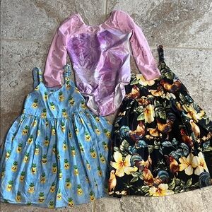 Bundle girls dresses & leotard, size5-6 in great condition